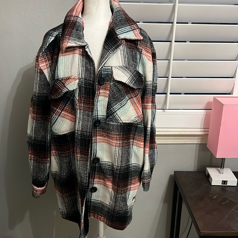 Hurley Womens Plaid shirt jacket oversize women’s size large